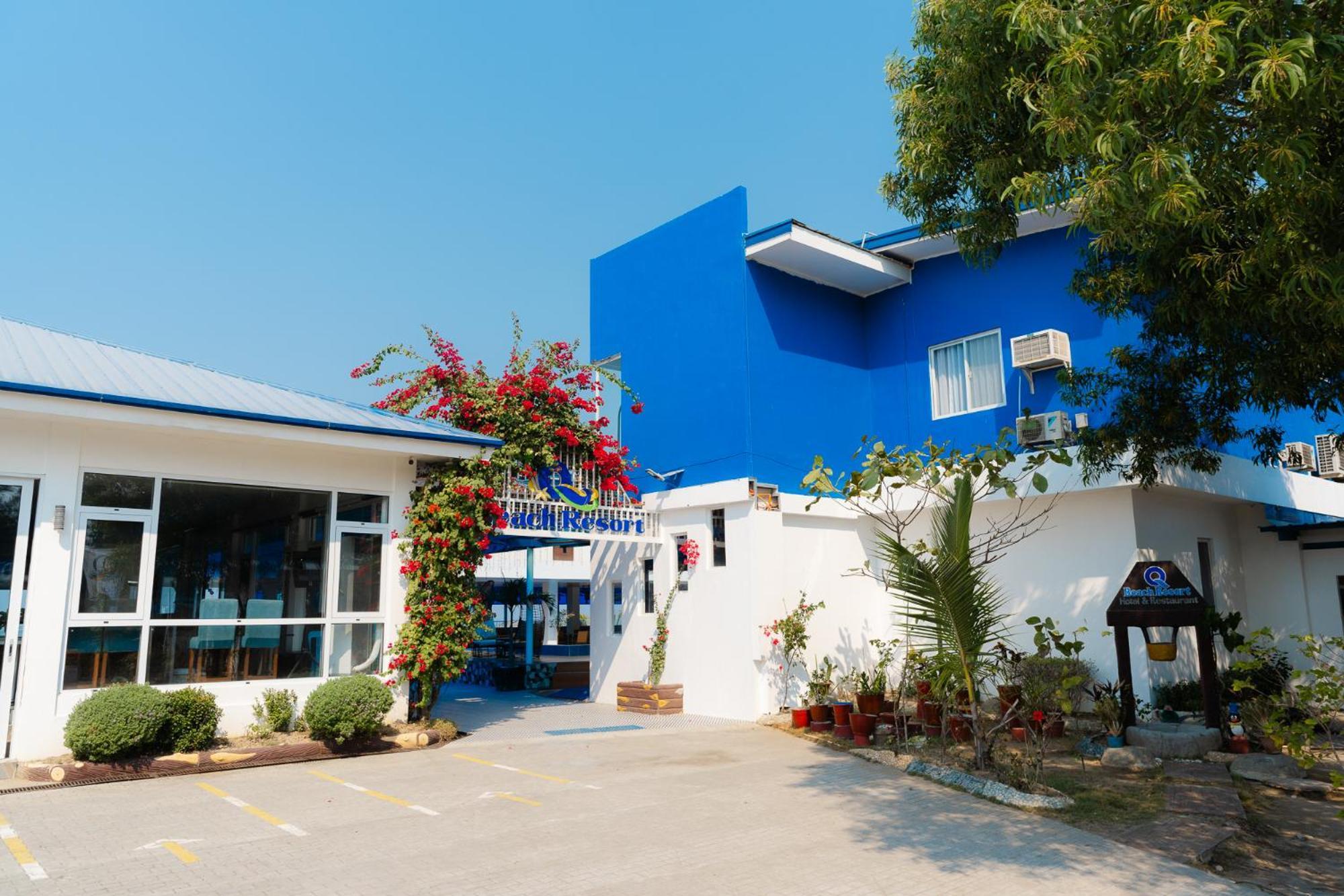 Q Beach Resort Cabangan Eksteriør billede