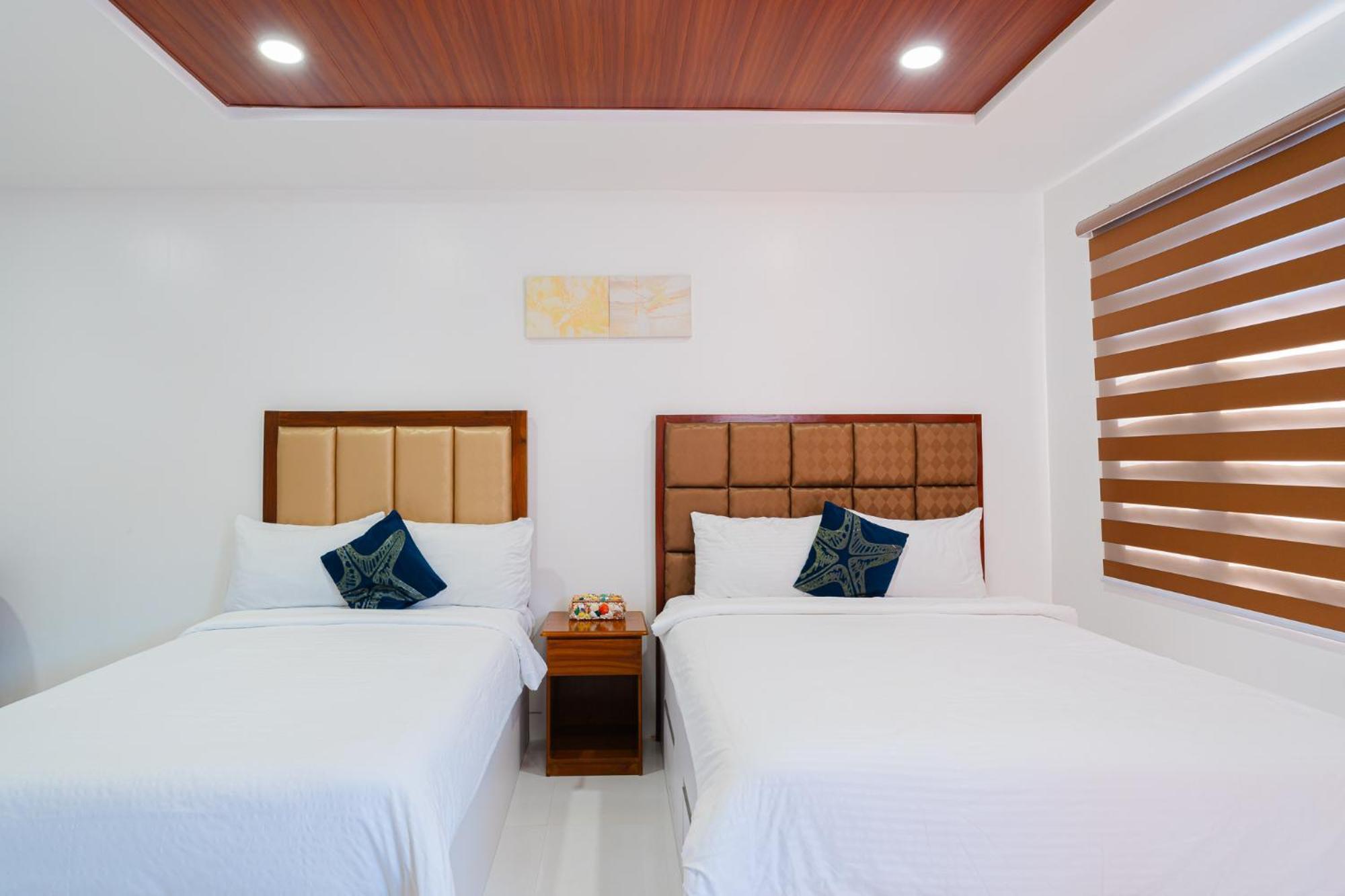Q Beach Resort Cabangan Eksteriør billede